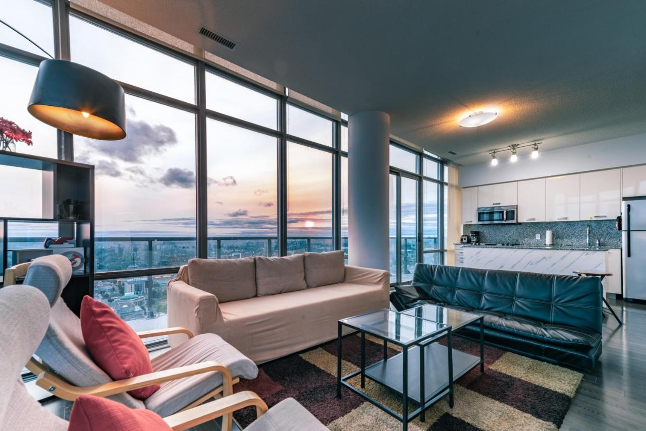 Unbelievable Penthouse View With 3 Bedrooms Toronto Bagian luar foto