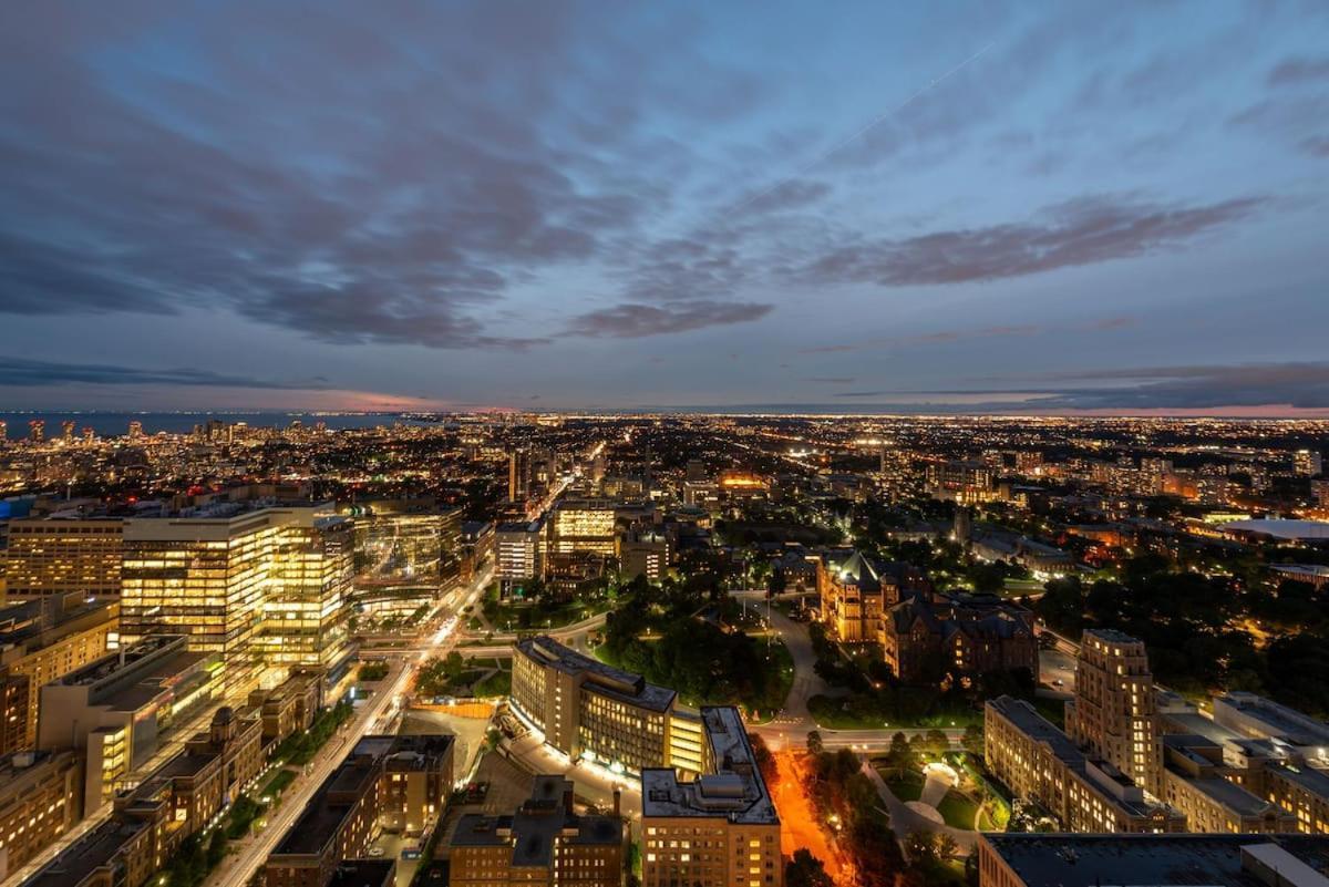 Unbelievable Penthouse View With 3 Bedrooms Toronto Bagian luar foto